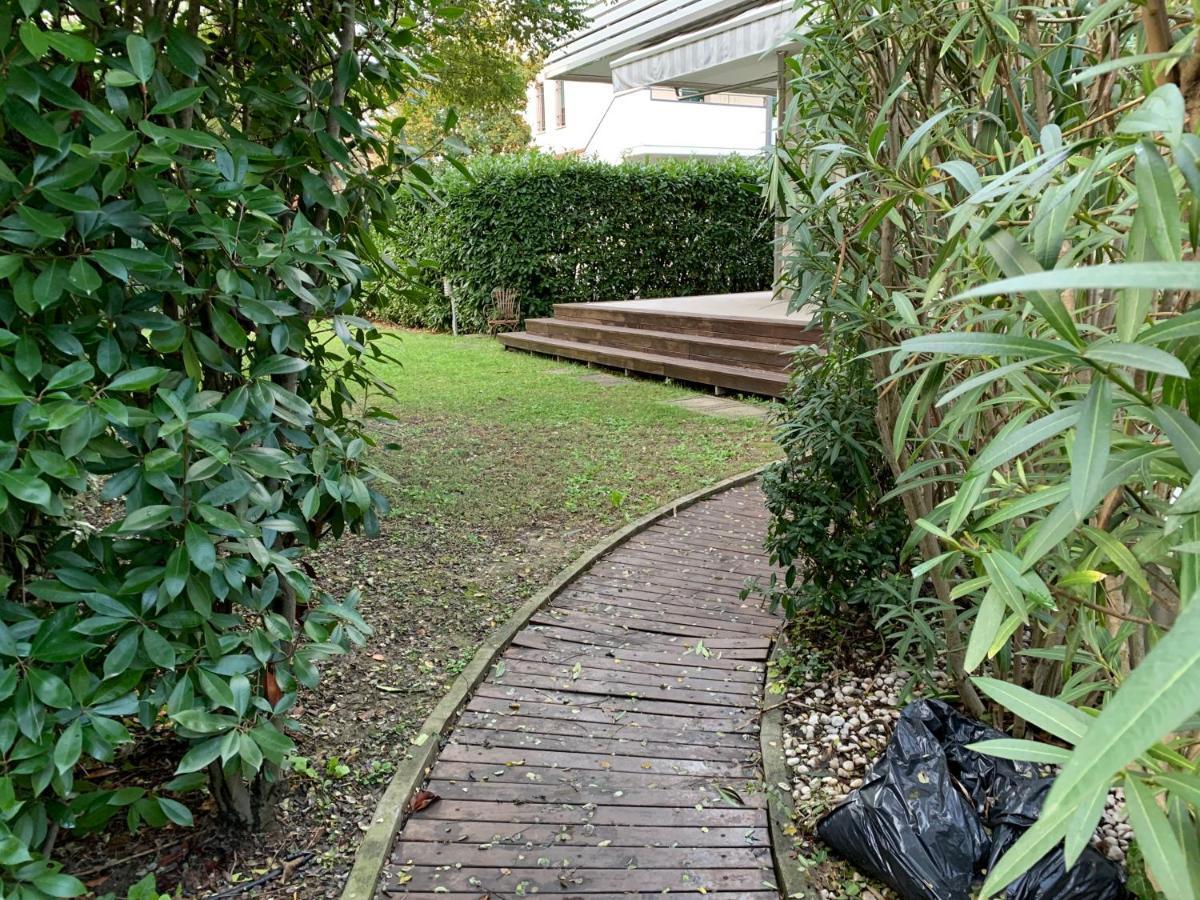 Casa Con Giardino Villa แชร์เวีย ภายนอก รูปภาพ